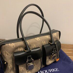 Dooney & Bourke Satchel bag
